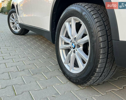 Белый БМВ Х5, объемом двигателя 2 л и пробегом 169 тыс. км за 23800 $, фото 14 на Automoto.ua