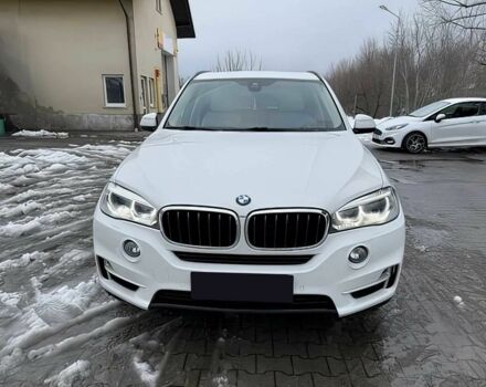 Белый БМВ Х5, объемом двигателя 3 л и пробегом 83 тыс. км за 4000 $, фото 1 на Automoto.ua