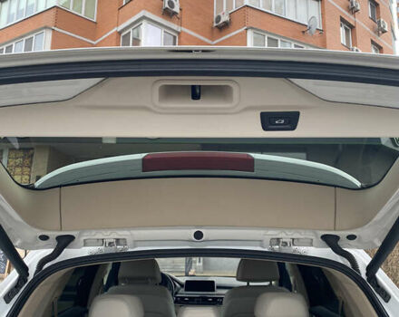 Білий БМВ Х5, об'ємом двигуна 2.99 л та пробігом 188 тис. км за 34800 $, фото 13 на Automoto.ua