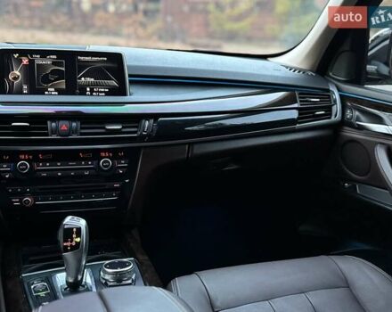 Белый БМВ Х5, объемом двигателя 2.99 л и пробегом 309 тыс. км за 23700 $, фото 33 на Automoto.ua