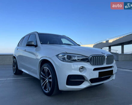 Белый БМВ Х5, объемом двигателя 3 л и пробегом 184 тыс. км за 32000 $, фото 23 на Automoto.ua