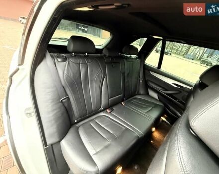 Белый БМВ Х5, объемом двигателя 2.99 л и пробегом 175 тыс. км за 31900 $, фото 61 на Automoto.ua