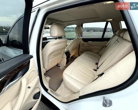 Білий БМВ Х5, об'ємом двигуна 3 л та пробігом 118 тис. км за 23990 $, фото 71 на Automoto.ua