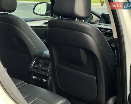 Белый БМВ Х5, объемом двигателя 2.98 л и пробегом 135 тыс. км за 20000 $, фото 36 на Automoto.ua