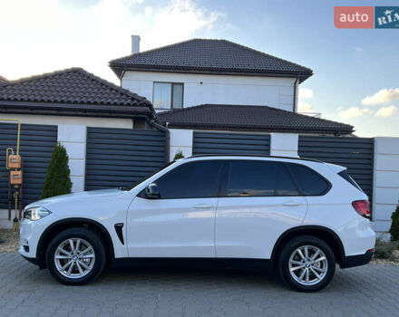 Белый БМВ Х5, объемом двигателя 2 л и пробегом 169 тыс. км за 23800 $, фото 42 на Automoto.ua