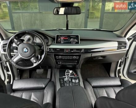 Білий БМВ Х5, об'ємом двигуна 2.99 л та пробігом 162 тис. км за 34300 $, фото 75 на Automoto.ua