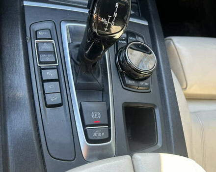 Белый БМВ Х5, объемом двигателя 3 л и пробегом 284 тыс. км за 25800 $, фото 15 на Automoto.ua