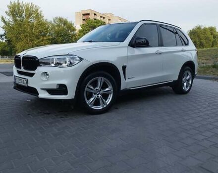 Белый БМВ Х5, объемом двигателя 3 л и пробегом 204 тыс. км за 24200 $, фото 2 на Automoto.ua