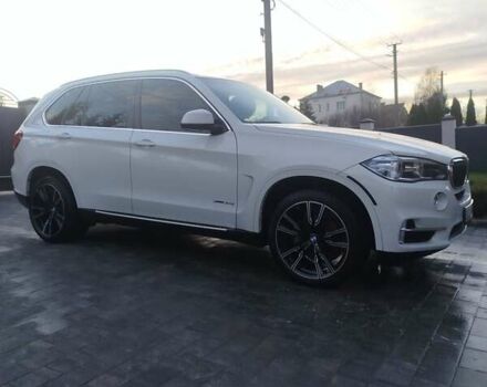 Белый БМВ Х5, объемом двигателя 3 л и пробегом 238 тыс. км за 28300 $, фото 2 на Automoto.ua