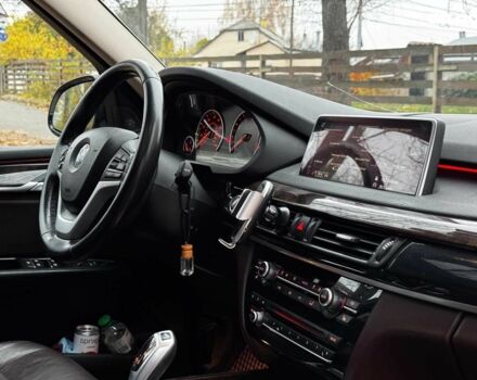 Белый БМВ Х5, объемом двигателя 3 л и пробегом 241 тыс. км за 18440 $, фото 33 на Automoto.ua