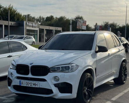 Белый БМВ Х5, объемом двигателя 2.99 л и пробегом 220 тыс. км за 36000 $, фото 1 на Automoto.ua