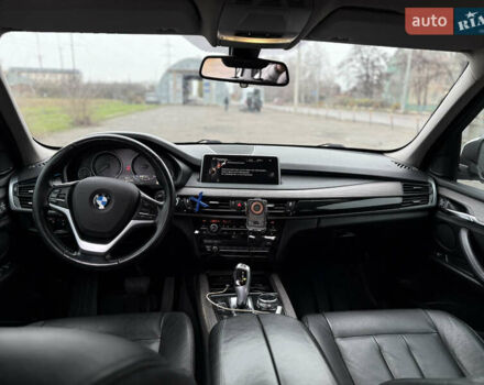 Білий БМВ Х5, об'ємом двигуна 2 л та пробігом 210 тис. км за 27000 $, фото 7 на Automoto.ua