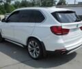 Белый БМВ Х5, объемом двигателя 3 л и пробегом 86 тыс. км за 13500 $, фото 6 на Automoto.ua