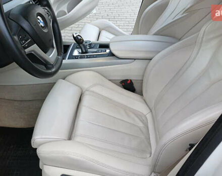 Білий БМВ Х5, об'ємом двигуна 3 л та пробігом 259 тис. км за 29900 $, фото 20 на Automoto.ua