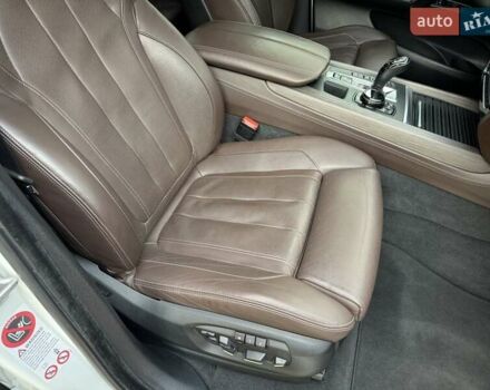 Білий БМВ Х5, об'ємом двигуна 2.99 л та пробігом 185 тис. км за 35500 $, фото 48 на Automoto.ua