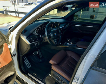 Белый БМВ Х5, объемом двигателя 2.99 л и пробегом 275 тыс. км за 25500 $, фото 26 на Automoto.ua