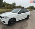 Белый БМВ Х5, объемом двигателя 2.98 л и пробегом 140 тыс. км за 23500 $, фото 1 на Automoto.ua