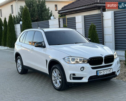 Белый БМВ Х5, объемом двигателя 2 л и пробегом 169 тыс. км за 23800 $, фото 59 на Automoto.ua
