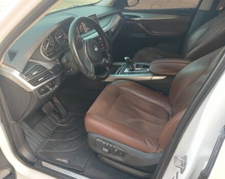 Белый БМВ Х5, объемом двигателя 3 л и пробегом 240 тыс. км за 31000 $, фото 11 на Automoto.ua