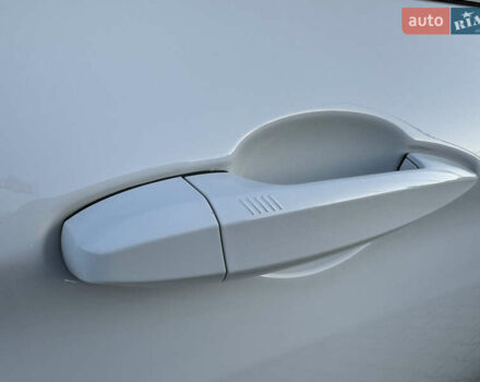 БМВ Х5 2014 в Днепре (Днепропетровске) на Automoto.ua Белый БМВ Х5, объемом двигателя 2.98 л и пробегом 140 тыс. км за 29000 $, фото 12 на Automoto.ua