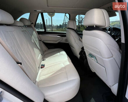 Белый БМВ Х5, объемом двигателя 2.99 л и пробегом 297 тыс. км за 29999 $, фото 23 на Automoto.ua