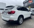 Белый БМВ Х5, объемом двигателя 2 л и пробегом 170 тыс. км за 23999 $, фото 2 на Automoto.ua