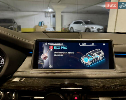 Білий БМВ Х5, об'ємом двигуна 3 л та пробігом 180 тис. км за 35000 $, фото 32 на Automoto.ua