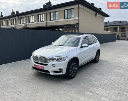 Белый БМВ Х5, объемом двигателя 3 л и пробегом 302 тыс. км за 18300 $, фото 2 на Automoto.ua