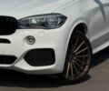 Білий БМВ Х5, об'ємом двигуна 3 л та пробігом 288 тис. км за 26666 $, фото 4 на Automoto.ua