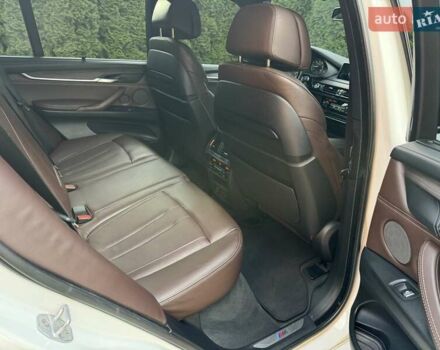 Білий БМВ Х5, об'ємом двигуна 2.99 л та пробігом 185 тис. км за 35500 $, фото 53 на Automoto.ua