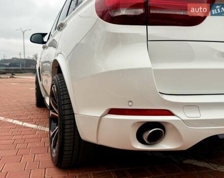 Белый БМВ Х5, объемом двигателя 2.99 л и пробегом 175 тыс. км за 31900 $, фото 37 на Automoto.ua