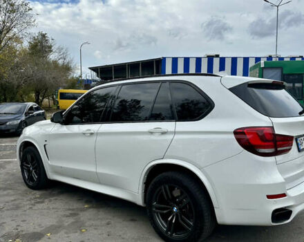 Белый БМВ Х5, объемом двигателя 3 л и пробегом 263 тыс. км за 35900 $, фото 22 на Automoto.ua