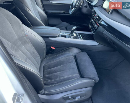 Белый БМВ Х5, объемом двигателя 3 л и пробегом 184 тыс. км за 32000 $, фото 57 на Automoto.ua