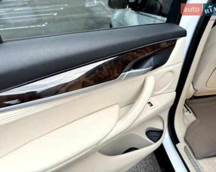 Білий БМВ Х5, об'ємом двигуна 3 л та пробігом 118 тис. км за 23990 $, фото 51 на Automoto.ua