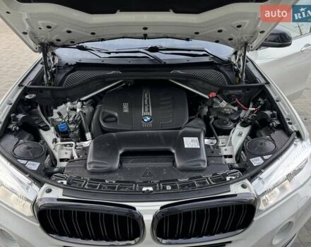 Білий БМВ Х5, об'ємом двигуна 2.99 л та пробігом 162 тис. км за 34300 $, фото 80 на Automoto.ua