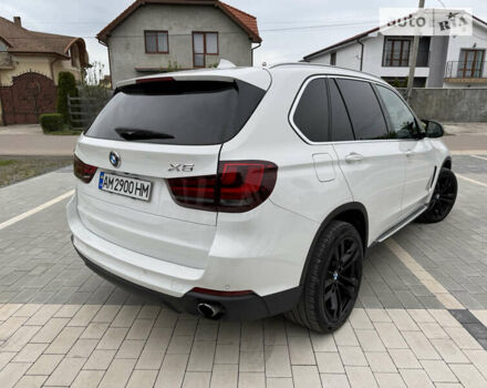 Білий БМВ Х5, об'ємом двигуна 2.99 л та пробігом 185 тис. км за 35000 $, фото 8 на Automoto.ua