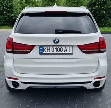 Белый БМВ Х5, объемом двигателя 2.98 л и пробегом 184 тыс. км за 22000 $, фото 2 на Automoto.ua