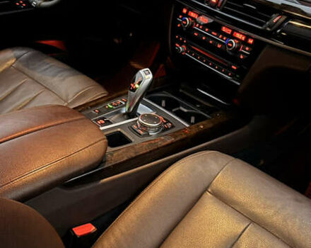 Белый БМВ Х5, объемом двигателя 3 л и пробегом 225 тыс. км за 28999 $, фото 24 на Automoto.ua