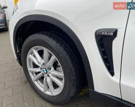 Белый БМВ Х5, объемом двигателя 2 л и пробегом 170 тыс. км за 23999 $, фото 7 на Automoto.ua