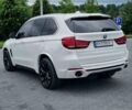 Белый БМВ Х5, объемом двигателя 2.98 л и пробегом 184 тыс. км за 22000 $, фото 4 на Automoto.ua