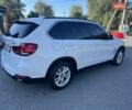 Белый БМВ Х5, объемом двигателя 2 л и пробегом 220 тыс. км за 27500 $, фото 12 на Automoto.ua