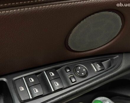 Белый БМВ Х5, объемом двигателя 3 л и пробегом 241 тыс. км за 18440 $, фото 17 на Automoto.ua