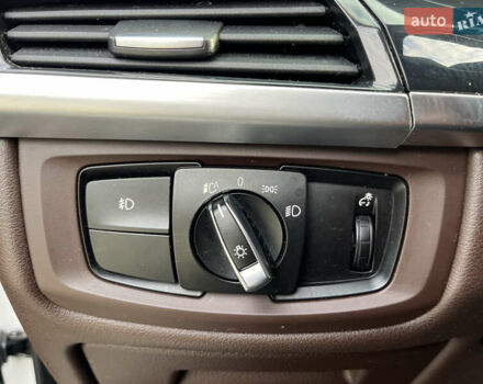 Белый БМВ Х5, объемом двигателя 3 л и пробегом 302 тыс. км за 18300 $, фото 12 на Automoto.ua