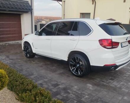 Белый БМВ Х5, объемом двигателя 3 л и пробегом 238 тыс. км за 28300 $, фото 4 на Automoto.ua