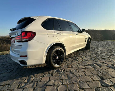 Белый БМВ Х5, объемом двигателя 3 л и пробегом 160 тыс. км за 21999 $, фото 2 на Automoto.ua