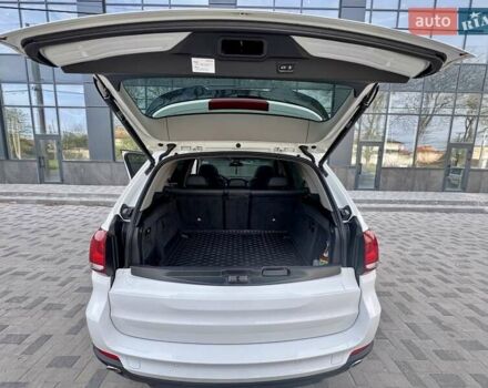 Білий БМВ Х5, об'ємом двигуна 2.99 л та пробігом 162 тис. км за 34300 $, фото 77 на Automoto.ua