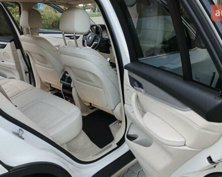 Білий БМВ Х5, об'ємом двигуна 3 л та пробігом 259 тис. км за 29900 $, фото 16 на Automoto.ua