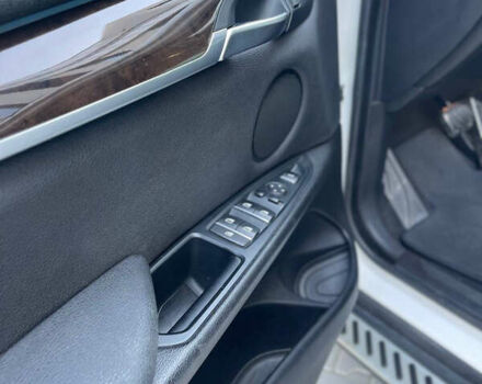 Белый БМВ Х5, объемом двигателя 2.98 л и пробегом 96 тыс. км за 22300 $, фото 24 на Automoto.ua