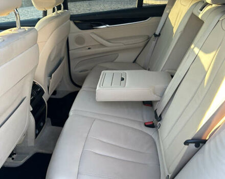 Белый БМВ Х5, объемом двигателя 3 л и пробегом 160 тыс. км за 21999 $, фото 28 на Automoto.ua