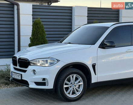 Белый БМВ Х5, объемом двигателя 2 л и пробегом 170 тыс. км за 23500 $, фото 16 на Automoto.ua